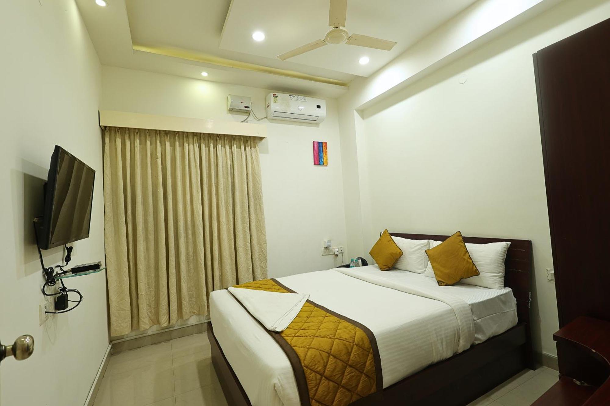 Arcade Inn Suites Bangalore Exterior foto